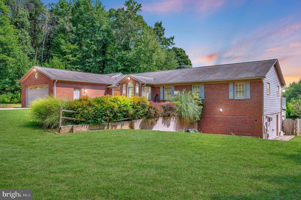 14423 HEREFORD ROAD
