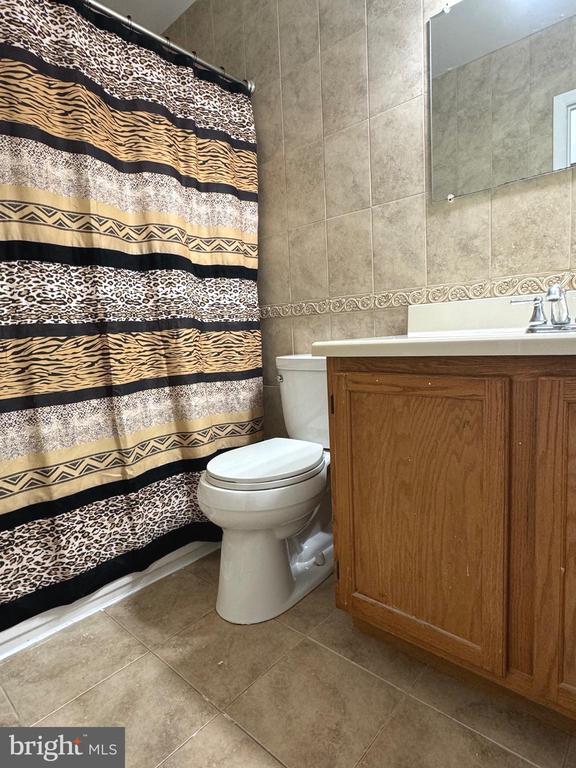 1531 COLONIAL DRIVE 302