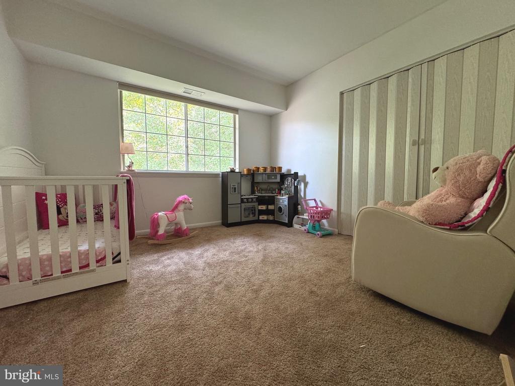 1531 COLONIAL DRIVE 302