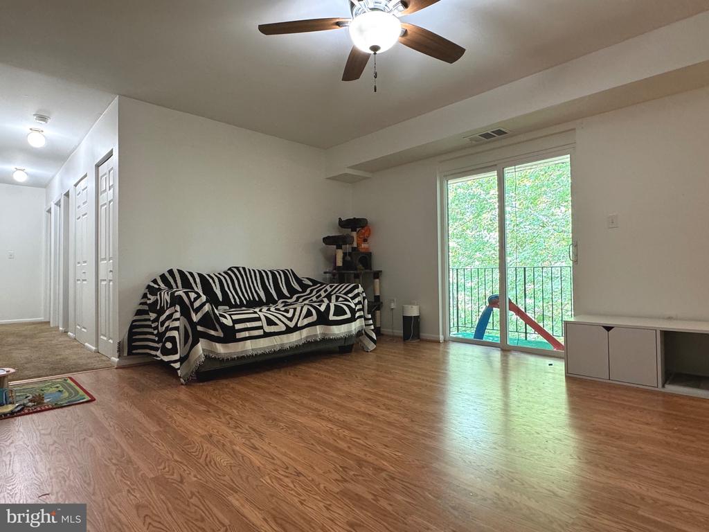 1531 COLONIAL DRIVE 302