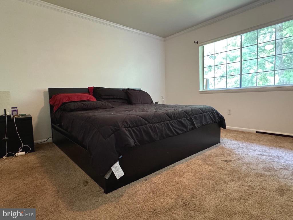 1531 COLONIAL DRIVE 302