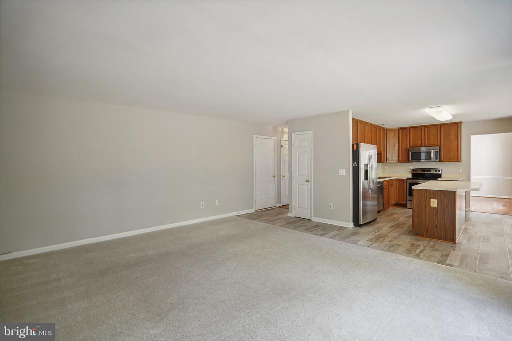 5359 DEVOE COURT