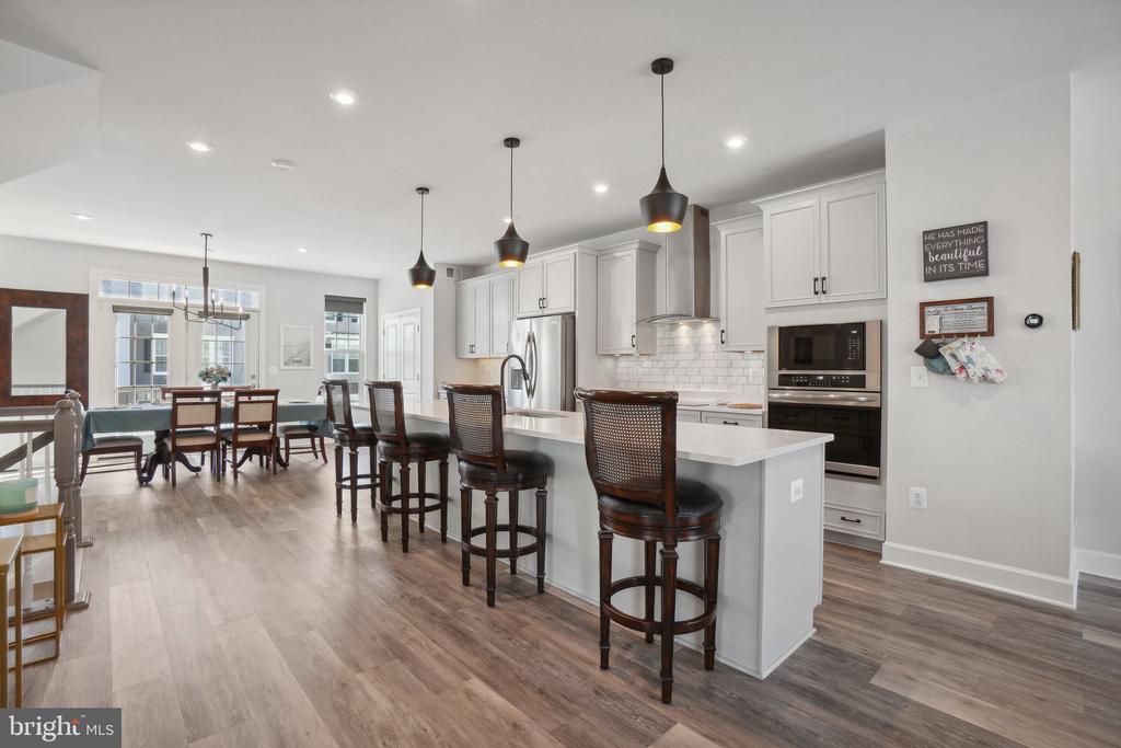 10562 WATERBURY WOODS WAY