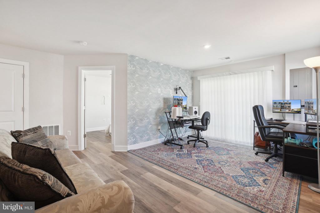 10562 WATERBURY WOODS WAY