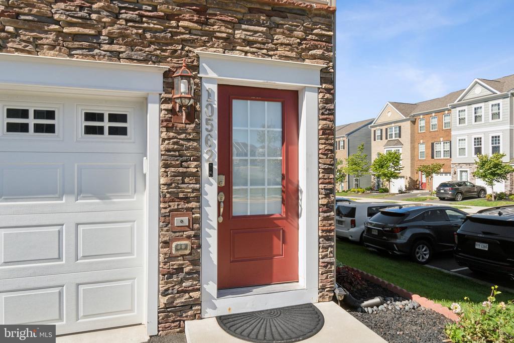 10562 WATERBURY WOODS WAY
