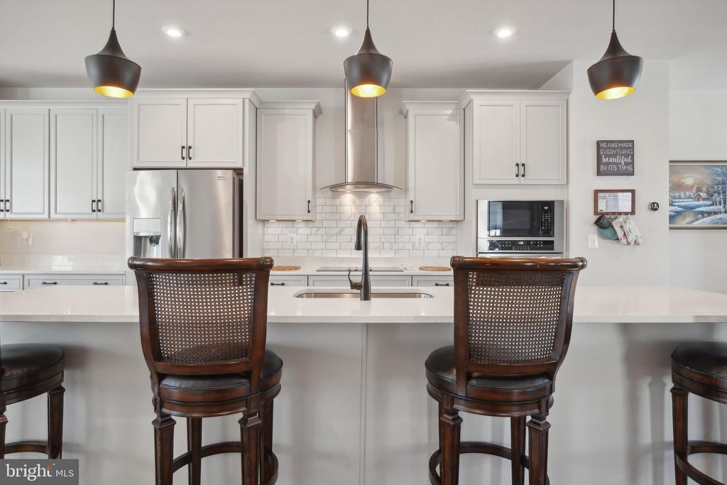 10562 WATERBURY WOODS WAY
