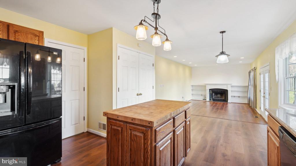 4380 DECATUR DRIVE