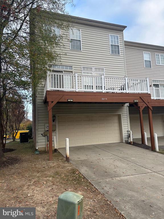 2215 POTOMAC CLUB PARKWAY 27