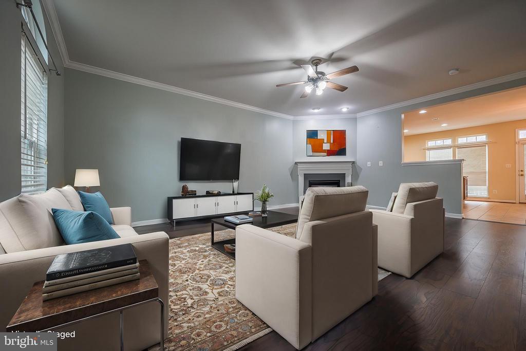 2215 POTOMAC CLUB PARKWAY 27