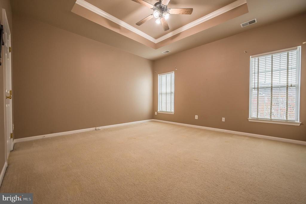 2215 POTOMAC CLUB PARKWAY 27