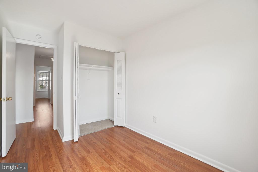 3413 CASTLE HILL DRIVE