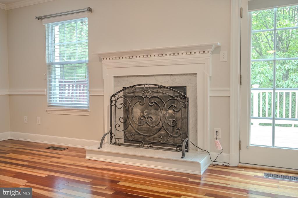 2764 BRIER POND CIRCLE