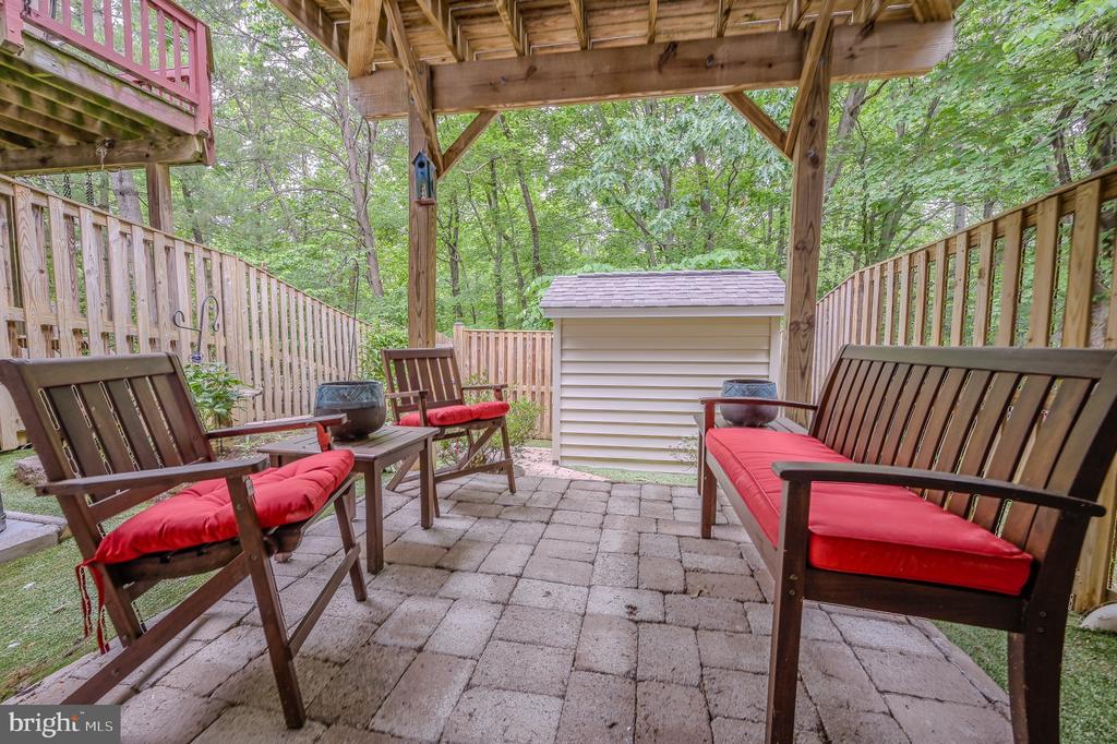 2764 BRIER POND CIRCLE