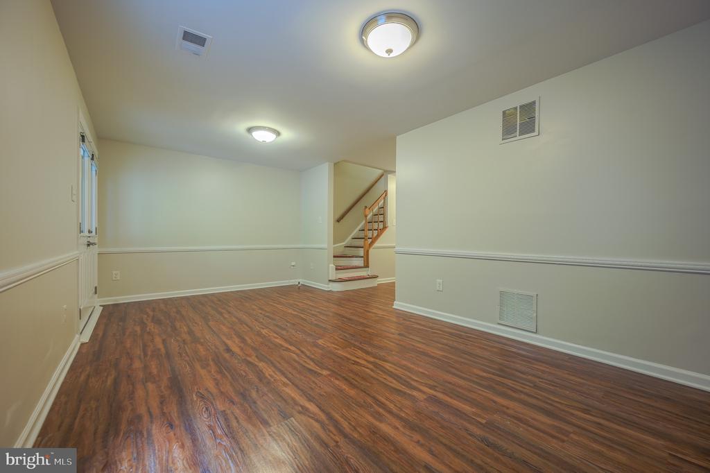 2764 BRIER POND CIRCLE