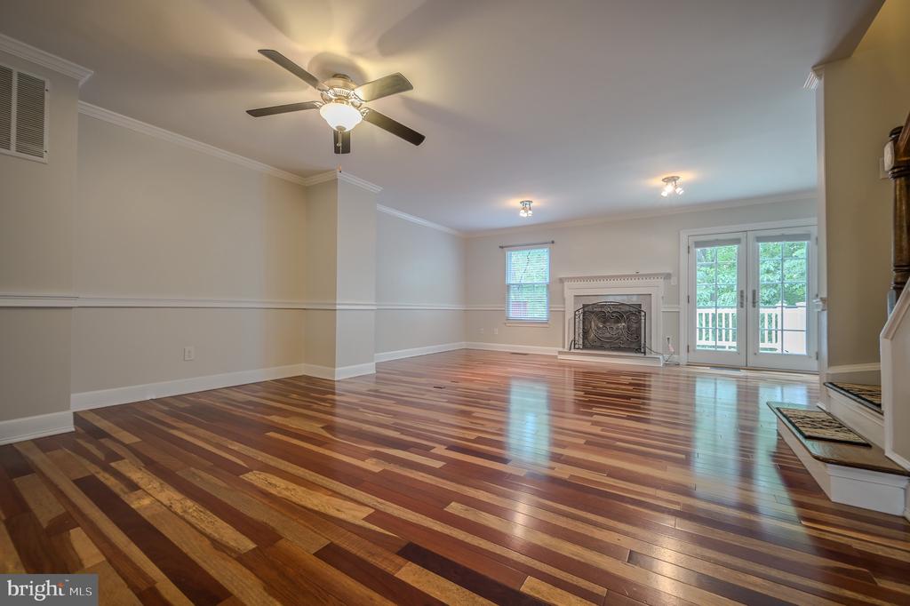 2764 BRIER POND CIRCLE