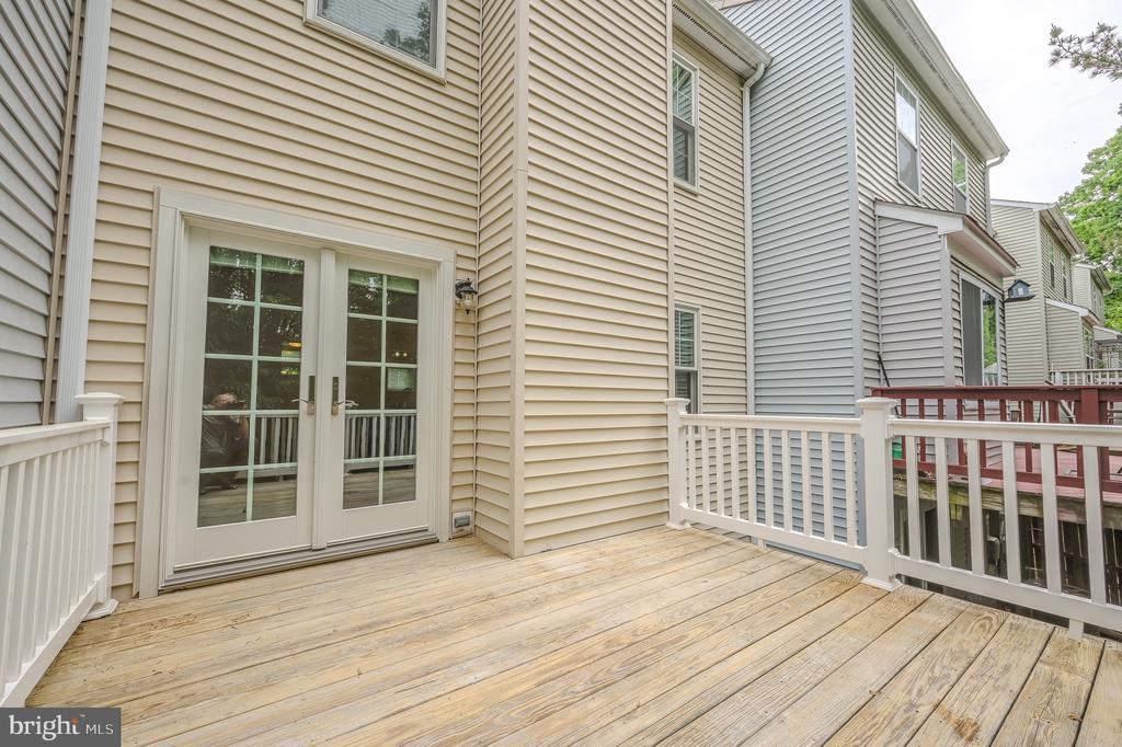 2764 BRIER POND CIRCLE