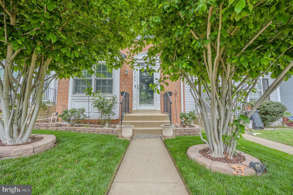 2764 BRIER POND CIRCLE