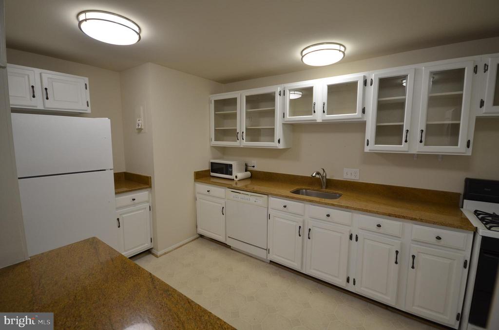 12713 GORDON BOULEVARD 12713