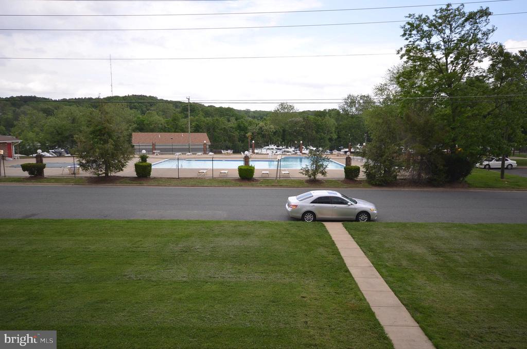 12713 GORDON BOULEVARD 12713