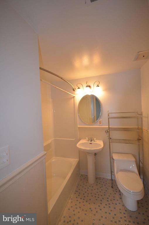 12713 GORDON BOULEVARD 12713