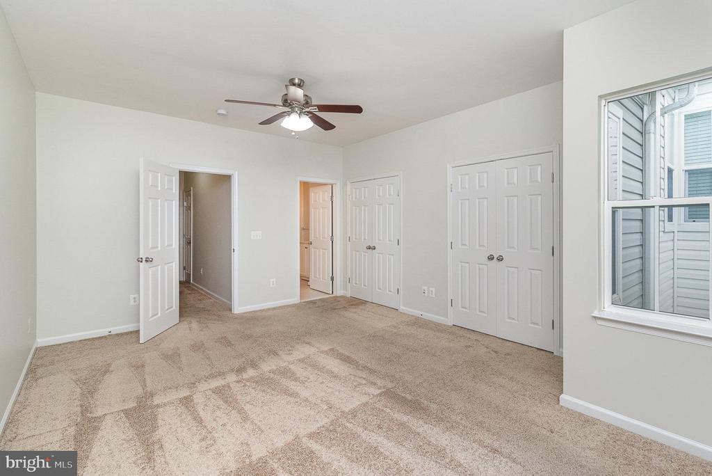 3014 CHINKAPIN OAK LANE