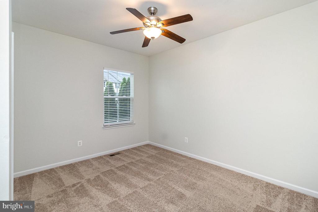 3014 CHINKAPIN OAK LANE