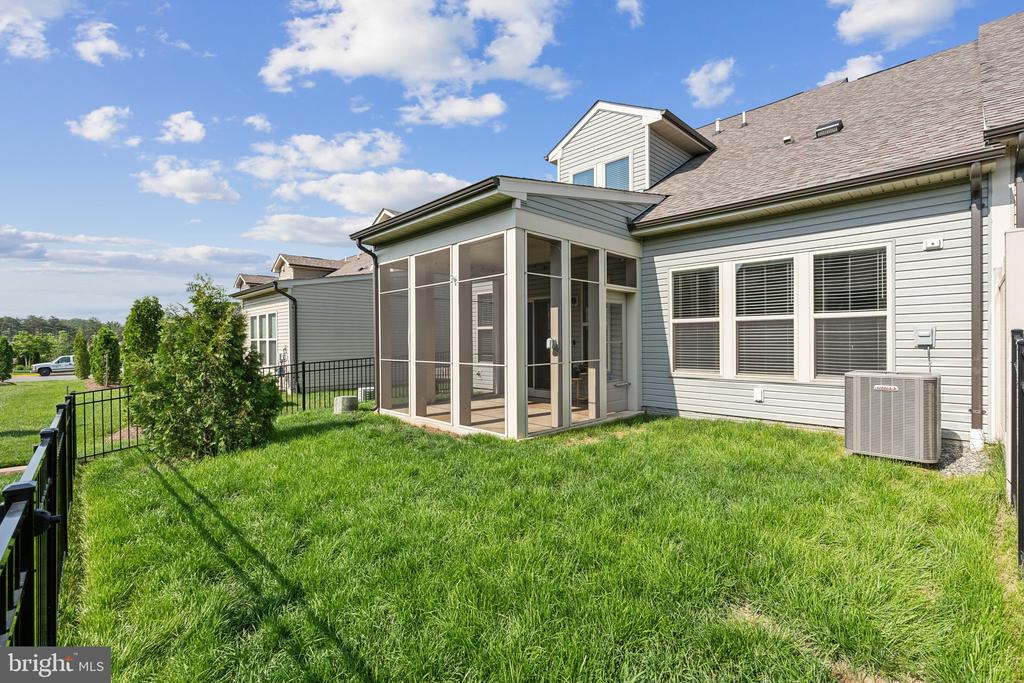 16093 CALLA LILY LANE