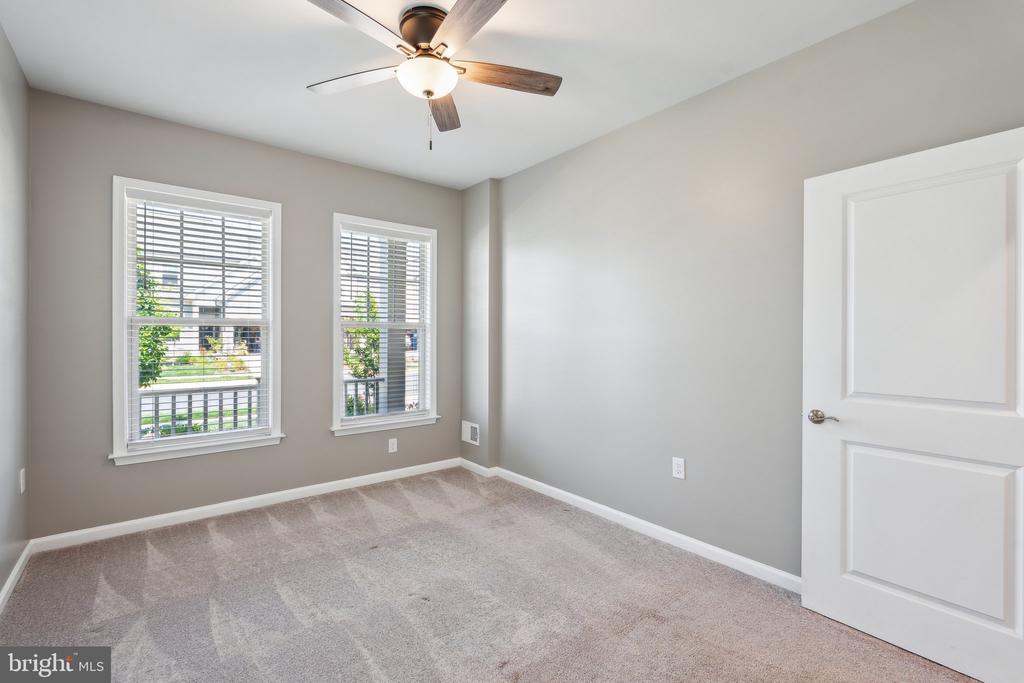 16093 CALLA LILY LANE