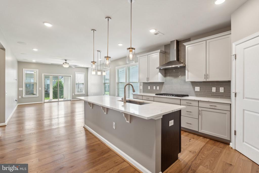16093 CALLA LILY LANE