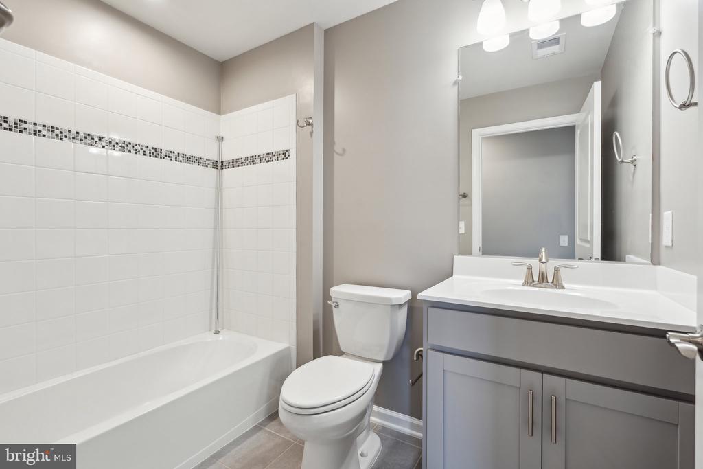 16093 CALLA LILY LANE
