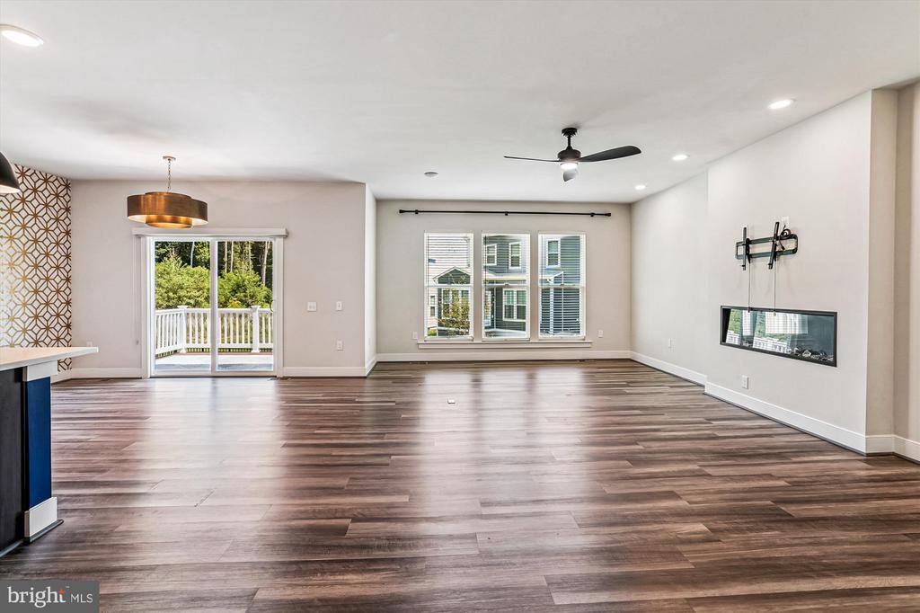 17787 WHITE CAMPION WAY