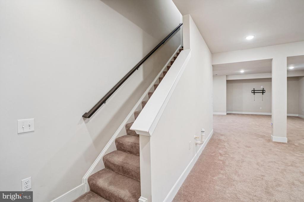 17787 WHITE CAMPION WAY