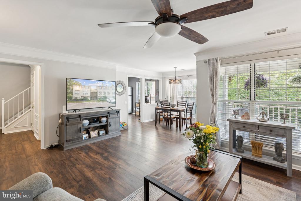 11193 RIENZI PLACE 203