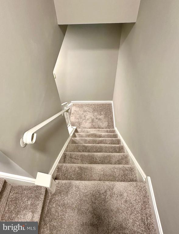 1960 FOUNTAINBROOK COURT