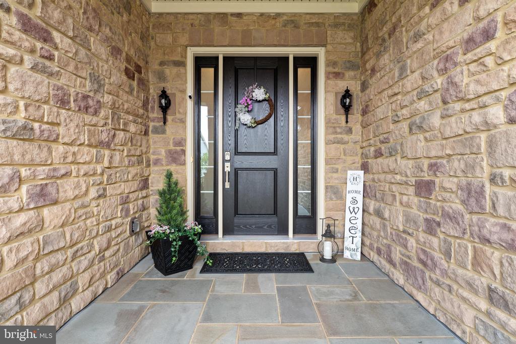 6238 CHANCELLORSVILLE DRIVE