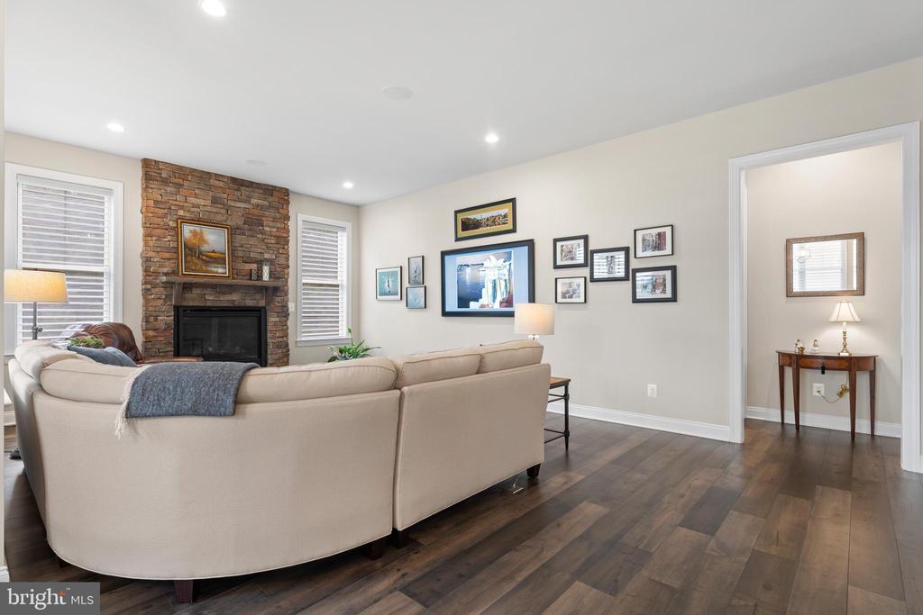 6238 CHANCELLORSVILLE DRIVE