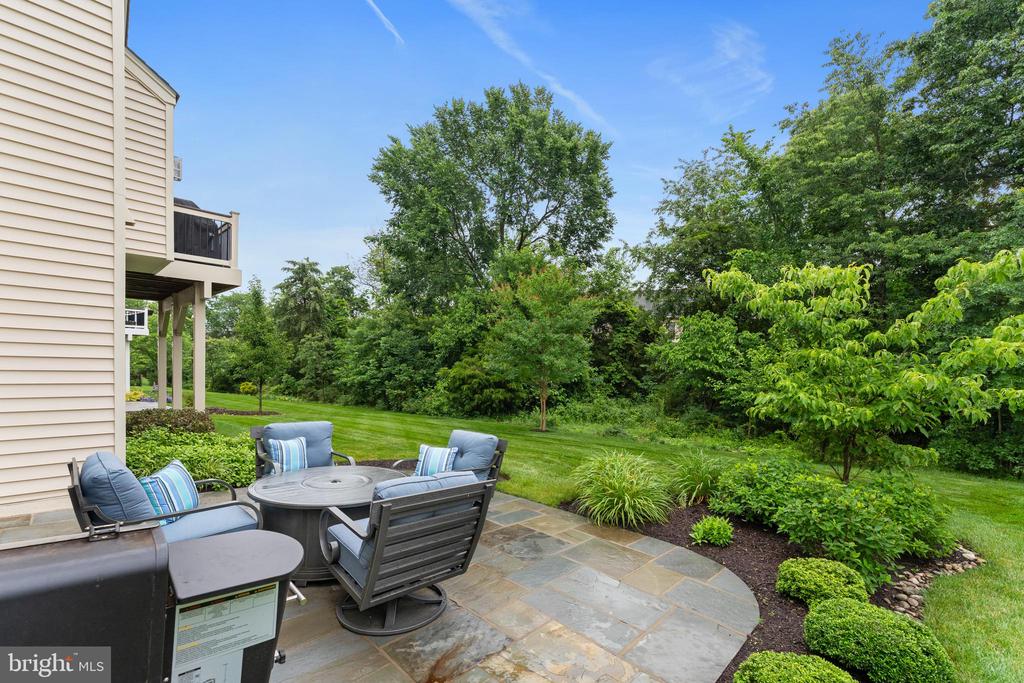6238 CHANCELLORSVILLE DRIVE