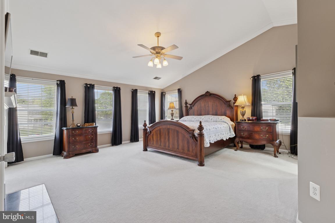 8899 TENBURY COURT