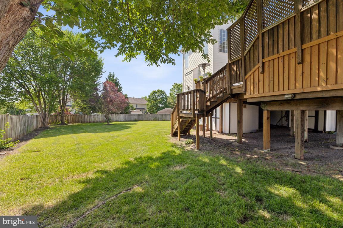 8899 TENBURY COURT