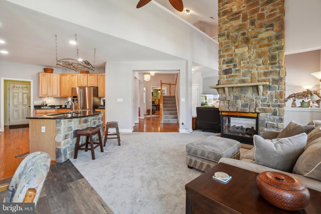 13882 CINCH LANE