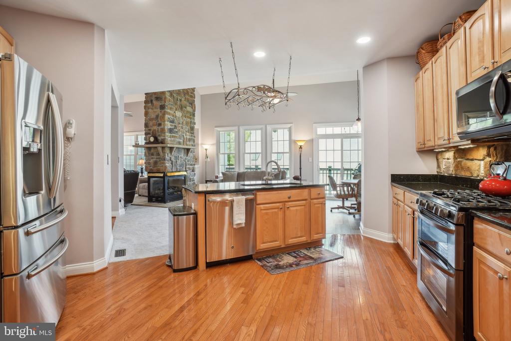 13882 CINCH LANE