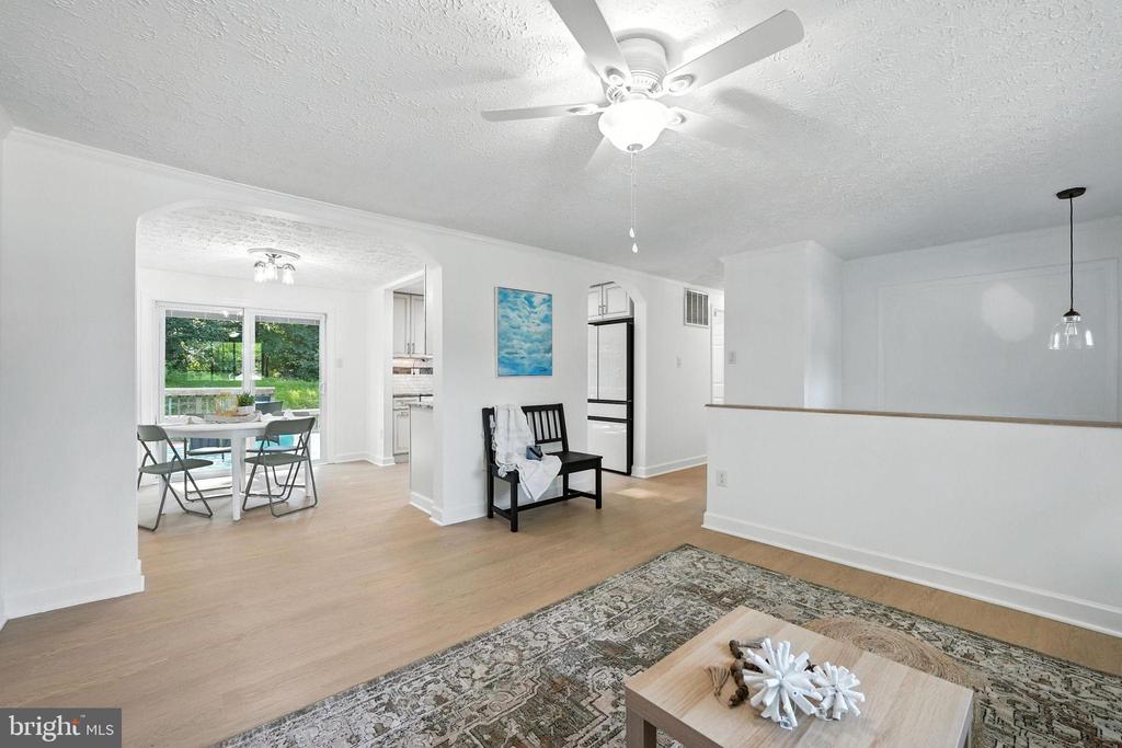 2527 TABOR COURT