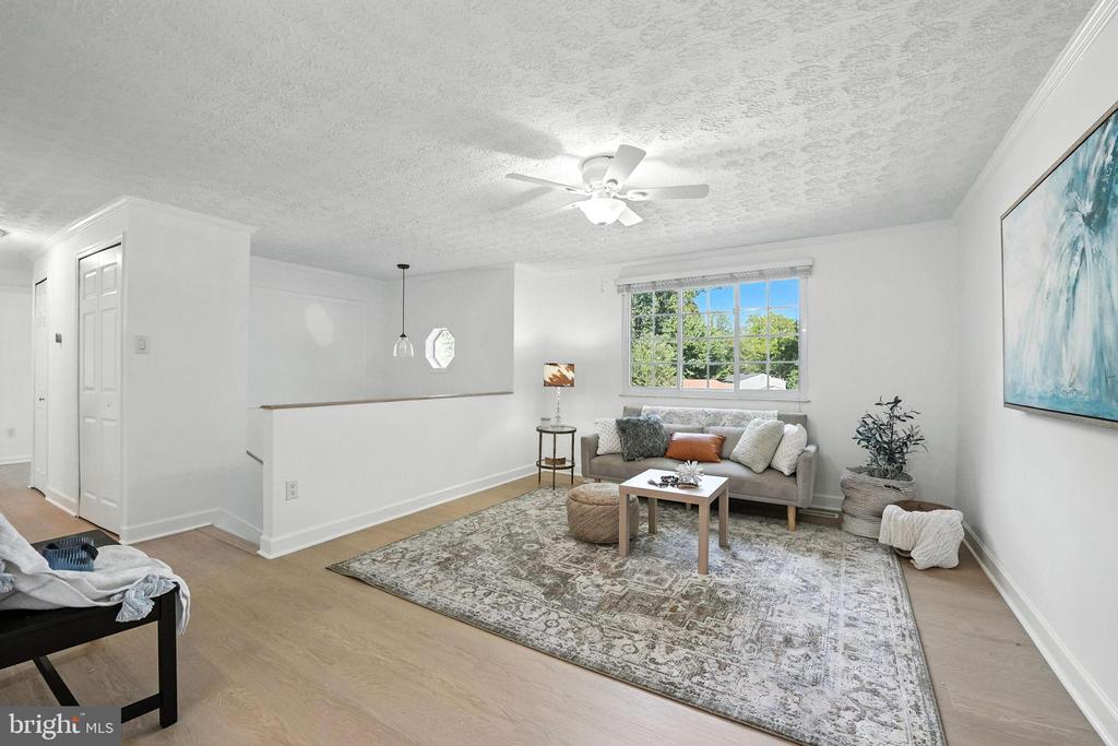 2527 TABOR COURT