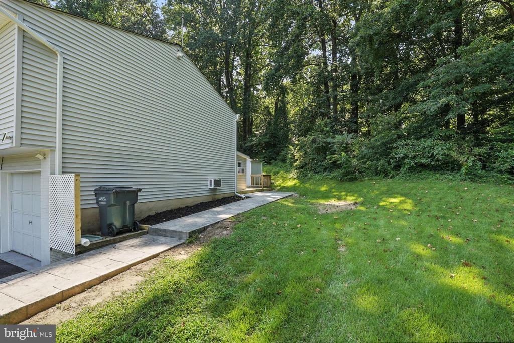 2527 TABOR COURT