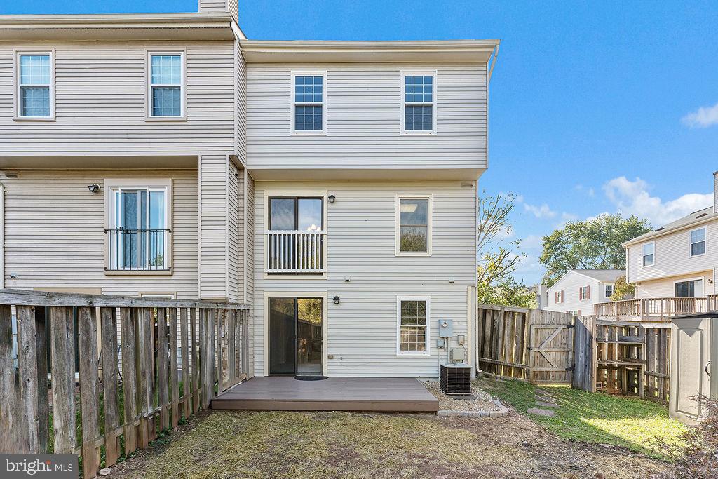 6688 COMANCHE COURT