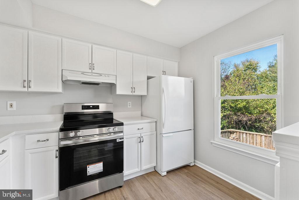 6688 COMANCHE COURT