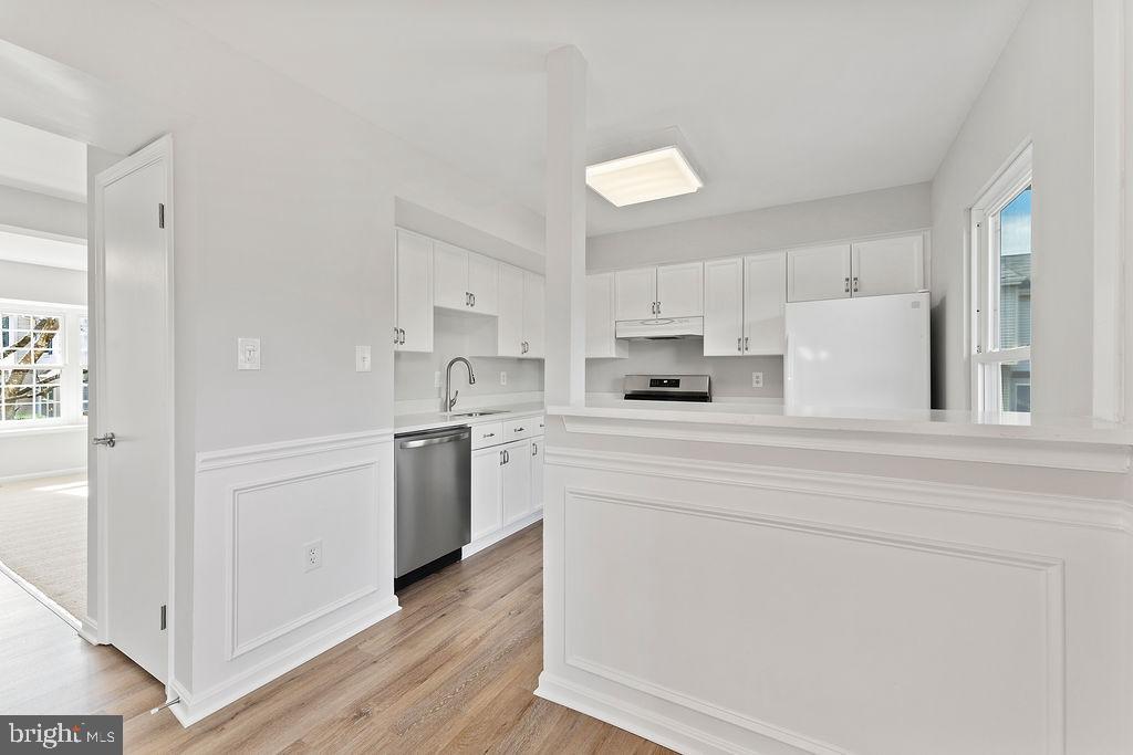 6688 COMANCHE COURT