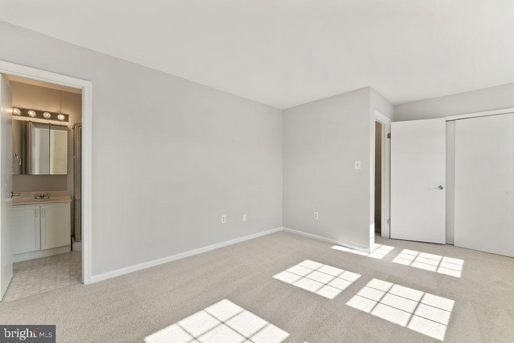 6688 COMANCHE COURT