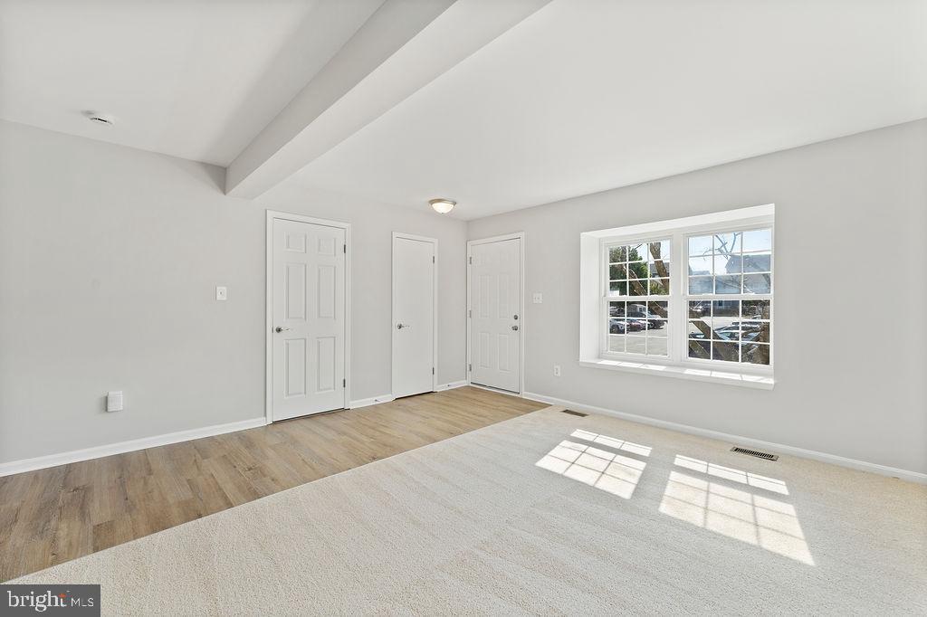 6688 COMANCHE COURT