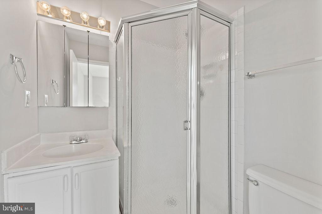 6688 COMANCHE COURT